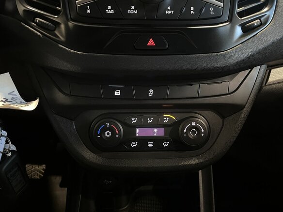 2019 Lada (ВАЗ) Vesta SW I, красный, 1139000 рублей - вид 14