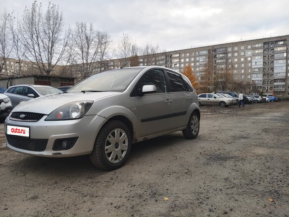 2006 Ford Fiesta Mk5, серый, 420000 рублей - вид 2