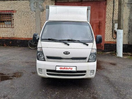 2013 Kia Bongo, белый, 1100000 рублей, вид 4
