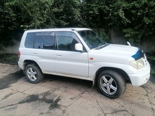 2001 Mitsubishi Pajero iO, серый, 480000 рублей, вид 4
