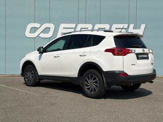 2013 Toyota RAV4 IV (XA40), белый, 1599000 рублей, вид 2