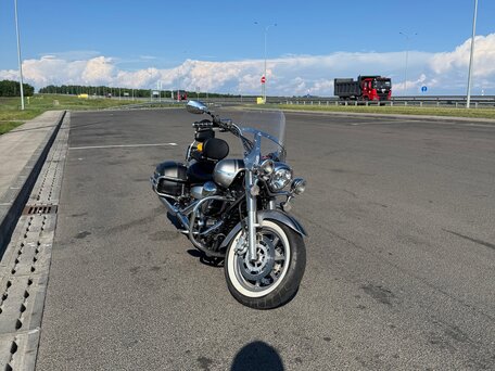 2007 Yamaha XVS1300, серебристый, 650000 рублей, вид 4