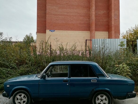 2001 Lada (ВАЗ) 2107, синий, 110000 рублей - вид 2