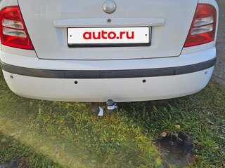 2008 Skoda Octavia I (A4) Рестайлинг, белый, 240000 рублей, вид 3