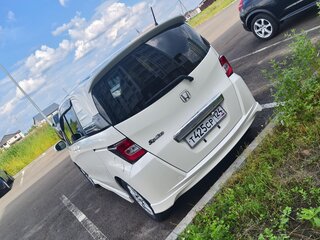 2011 Honda Freed Spike I, белый, 1050000 рублей, вид 5