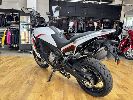 2026 Moto Morini X-CAPE, белый, 1499900 рублей, вид 4
