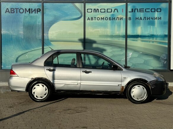 2004 Mitsubishi Lancer IX, серебристый, 140000 рублей - вид 3