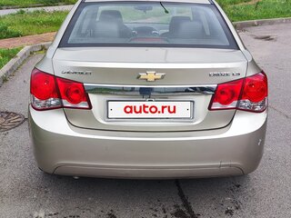 2012 Chevrolet Cruze I, бежевый, 680000 рублей, вид 4