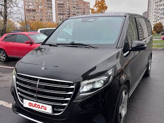 2024 Mercedes-Benz V-Класс Long 300 d длинный III (W447) Рестайлинг 2, чёрный, 9000000 рублей, вид 2