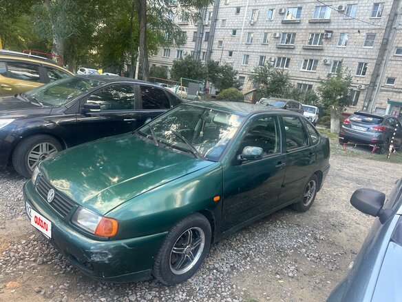 1997 Volkswagen Polo III, зелёный, 169000 рублей - вид 1