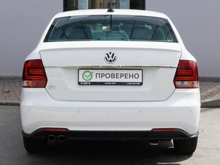 2018 Volkswagen Polo V Рестайлинг, белый, 1010000 рублей, вид 5