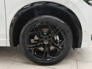 2026 Volkswagen Tiguan L Pro III (China Market), белый, 4950000 рублей, вид 5