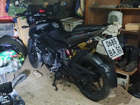 2019 Bajaj Pulsar NS 200, чёрный, 200000 рублей, вид 4