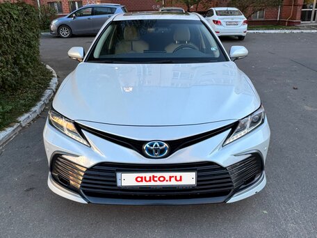 2022 Toyota Camry VIII (XV70) Рестайлинг, белый, 2700000 рублей, вид 1