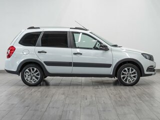 2023 Lada (ВАЗ) Granta Cross I Рестайлинг, белый, 949000 рублей, вид 5