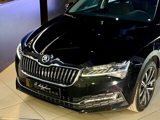 2025 Skoda Superb III Рестайлинг, чёрный, 3125000 рублей, вид 2