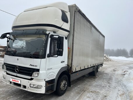 2008 Mercedes-Benz Atego, белый, 5300000 рублей, вид 3