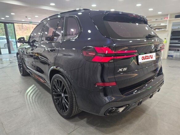 2026 BMW X5 40d IV (G05/G18) Рестайлинг, синий, 14300000 рублей - вид 4