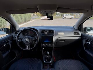2011 Volkswagen Polo V, белый, 590000 рублей, вид 5