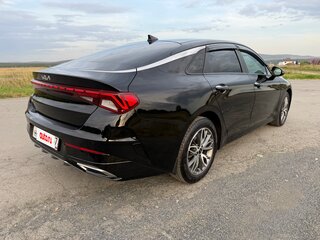 2022 Kia K5 III, чёрный, 2440000 рублей, вид 4