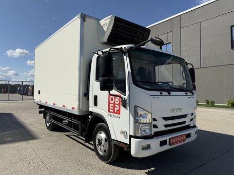 2024 Isuzu ELF KV100, белый, 4200000 рублей, вид 1