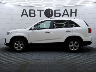 2018 Kia Sorento II Рестайлинг, белый, 2440000 рублей, вид 4