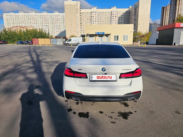 2020 BMW 5 серии 520d xDrive VII (G30/G31/G38) Рестайлинг, белый - вид 4