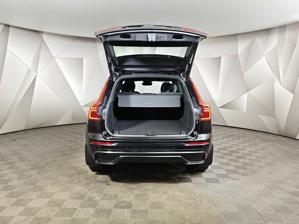 2025 Volvo XC60 II Рестайлинг 2, чёрный, 6395150 рублей - вид 11