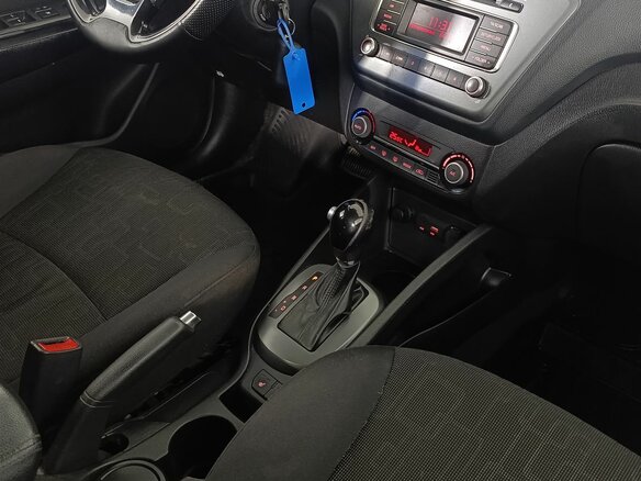 2015 Kia Rio 6-speed III, белый - вид 12