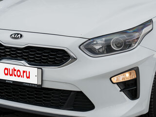 2021 Kia Ceed III, белый, 1650000 рублей, вид 2