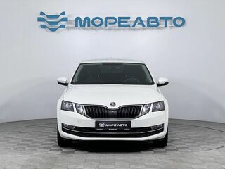 2018 Skoda Octavia III (A7) Рестайлинг, белый, 1875000 рублей, вид 2