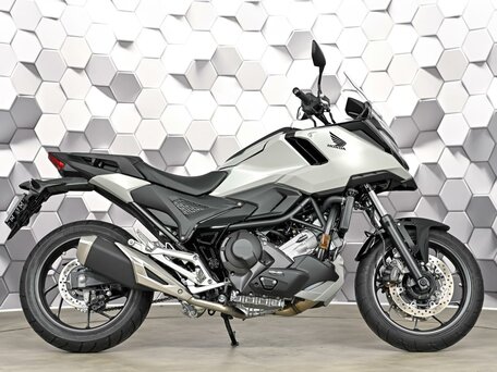 2026 Honda NC 750X, серый, 1477000 рублей, вид 3