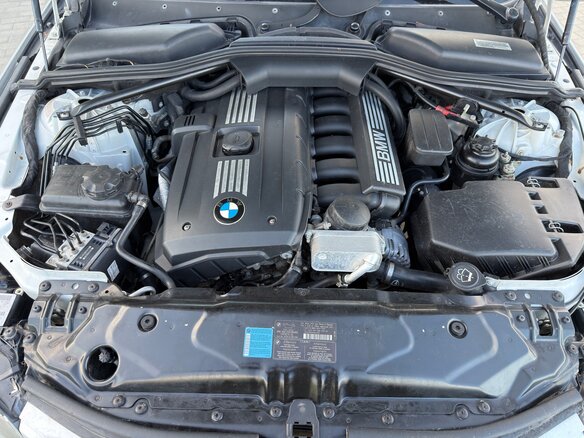 2008 BMW 5 серии 528i V (E60/E61) Рестайлинг, серый - вид 19