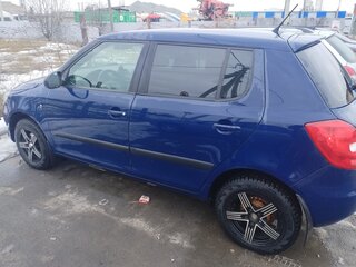 2014 Skoda Fabia II Рестайлинг, синий, 600000 рублей, вид 2