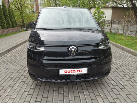 2023 Volkswagen Multivan T7, чёрный, 4200000 рублей, вид 3