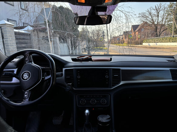 2018 Volkswagen Teramont I, серебристый, 3100000 рублей - вид 7