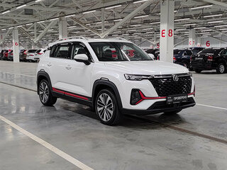 2024 Changan CS35 Plus I Рестайлинг, белый, 1875000 рублей, вид 3