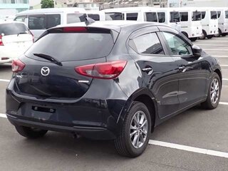 2023 Mazda 2 III (DJ) Рестайлинг, чёрный, 900000 рублей, вид 2