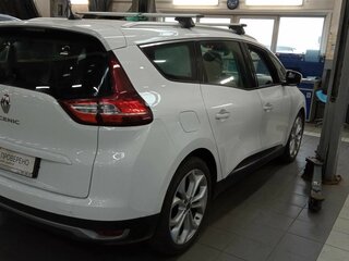2017 Renault Scenic IV, белый, 1280000 рублей, вид 3