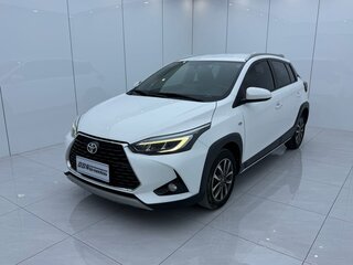 2022 Toyota Yaris L X XP150 Рестайлинг, белый, 1365000 рублей, вид 1