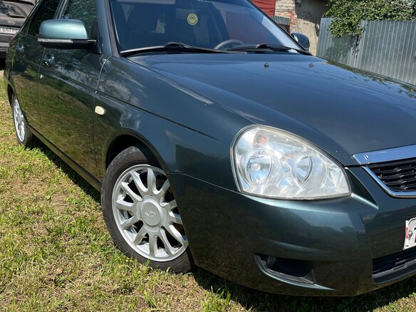 2010 Lada (ВАЗ) Priora I, серый, 260000 рублей - вид 3