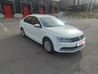 2016 Volkswagen Jetta VI Рестайлинг, белый, 1200000 рублей, вид 2