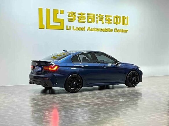 2023 BMW 1 серии 120i III (F52) Рестайлинг, синий - вид 3