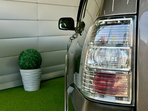 2010 Mitsubishi Pajero IV, коричневый, 1879000 рублей - вид 7