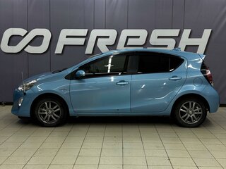 2017 Toyota Aqua I Рестайлинг, синий, 979000 рублей, вид 5