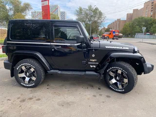 2011 Jeep Wrangler III (JK), чёрный, 2750000 рублей, вид 1