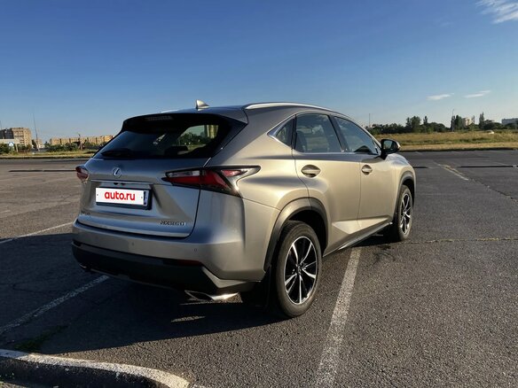 2015 Lexus NX 200t I, серый, 2650000 рублей - вид 3