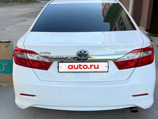 2012 Toyota Camry VII (XV50), белый, 1650000 рублей, вид 4
