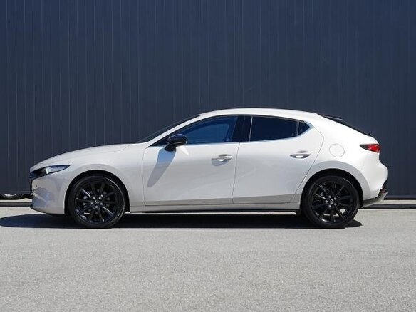2022 Mazda 3 IV (BP), белый, 1300600 рублей - вид 2