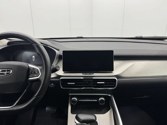 2023 Geely Coolray I, серый, 1699000 рублей - вид 11